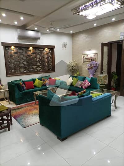 10 MARLA FULLY FURNISHED LOWER PORTION IS AVAILABLE FOR RENT ON TOP LOCATION OF WAPDA TOWN LAHORE