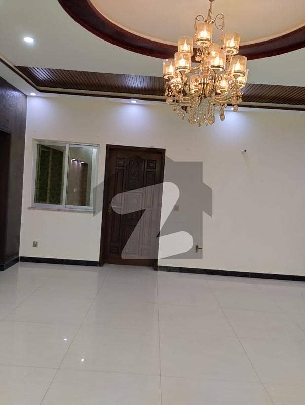 1 Kanal Full House Available For Rent In DHA Phase8 Ex Park View