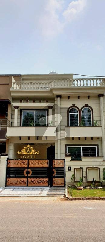 Brandnew House For Rent, Near Market/Masjid/Park