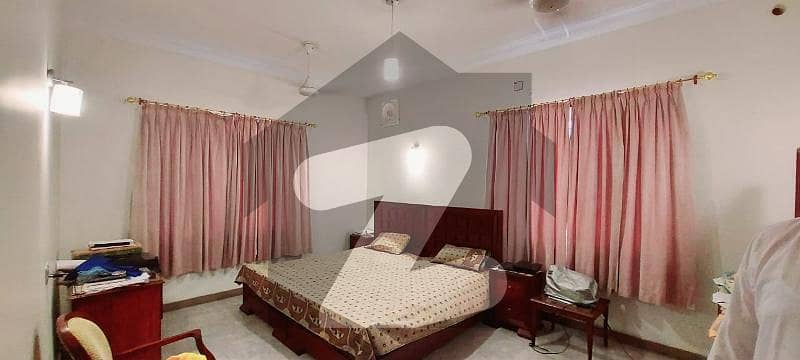 اسٹیٹ لائف ہاؤسنگ سوسائٹی لاہور میں 5 کمروں کا 1 کنال مکان 5.0 کروڑ میں برائے فروخت۔