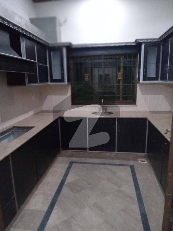 10 MARLA LOWER PORTION AVAILABLE FOR RENT IN WAPDA TOWN PHASE 2 (GAS METER SEPARATE)