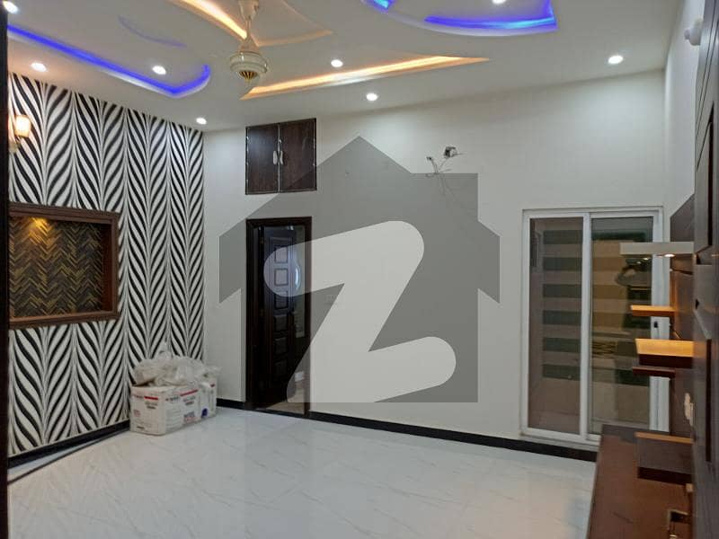 ماڈل سٹی ون کینال روڈ,فیصل آباد میں 3 کمروں کا 5 مرلہ مکان 1.75 کروڑ میں برائے فروخت۔