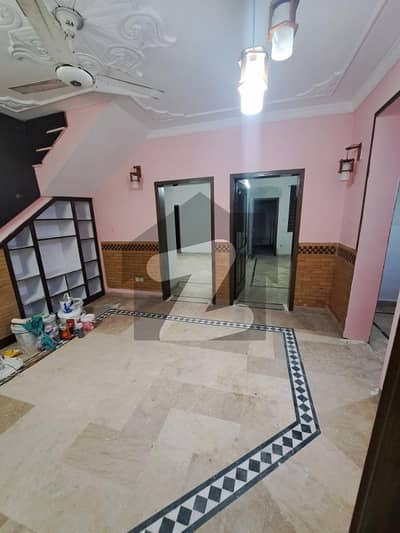 آئیڈیل ہومز سوسائٹی راولپنڈی میں 2 کمروں کا 7 مرلہ زیریں پورشن 30.0 ہزار میں کرایہ پر دستیاب ہے۔