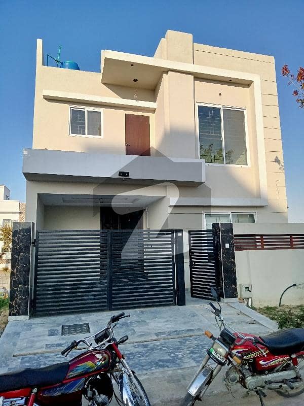 New Lahore City Phase 2 Very Good Location House 40 Ft Road