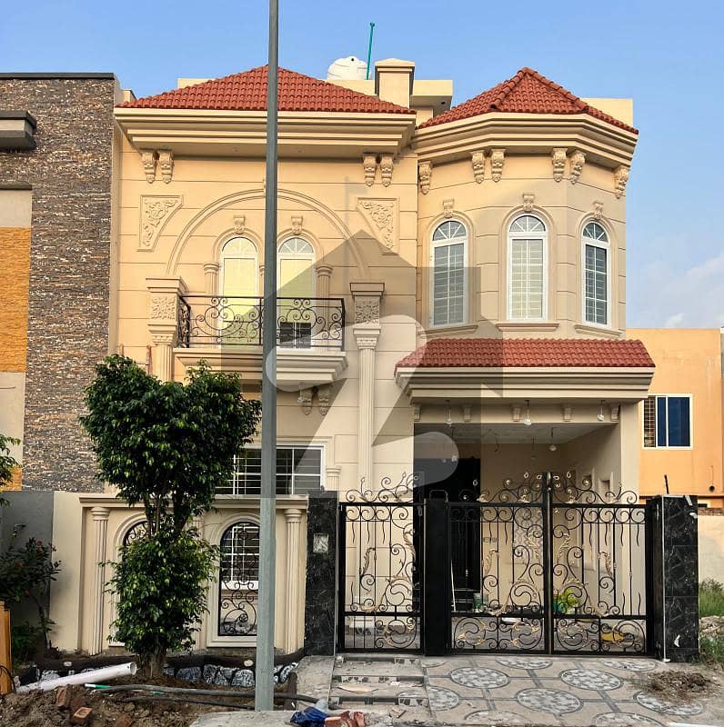 5 Marla Beautiful House Is Available For Sale In Citi Housing Sialkot