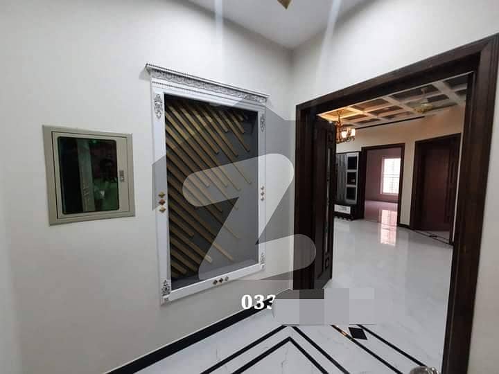 ممتاز سٹی اسلام آباد میں 5 کمروں کا 5 مرلہ مکان 1.65 کروڑ میں برائے فروخت۔