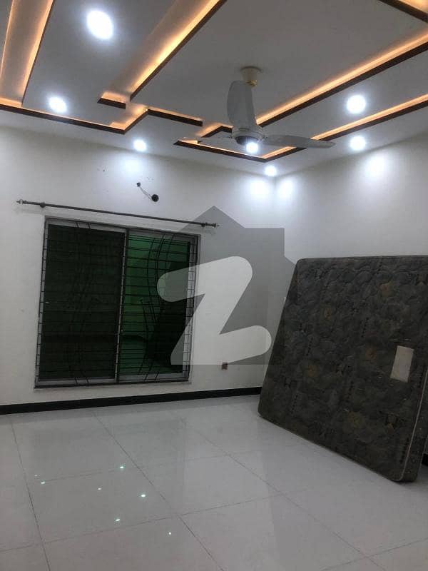 ال-حمد گارڈنز پائن ایونیو,لاہور میں 4 کمروں کا 3 مرلہ مکان 1.3 کروڑ میں برائے فروخت۔