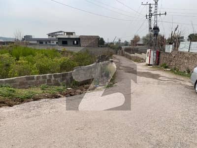 A Stunning Commercial Plot Is Up For Grabs In Bani Gala