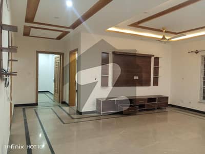 3Bed 1 Drawing Kenal Upper Portion available for Rent