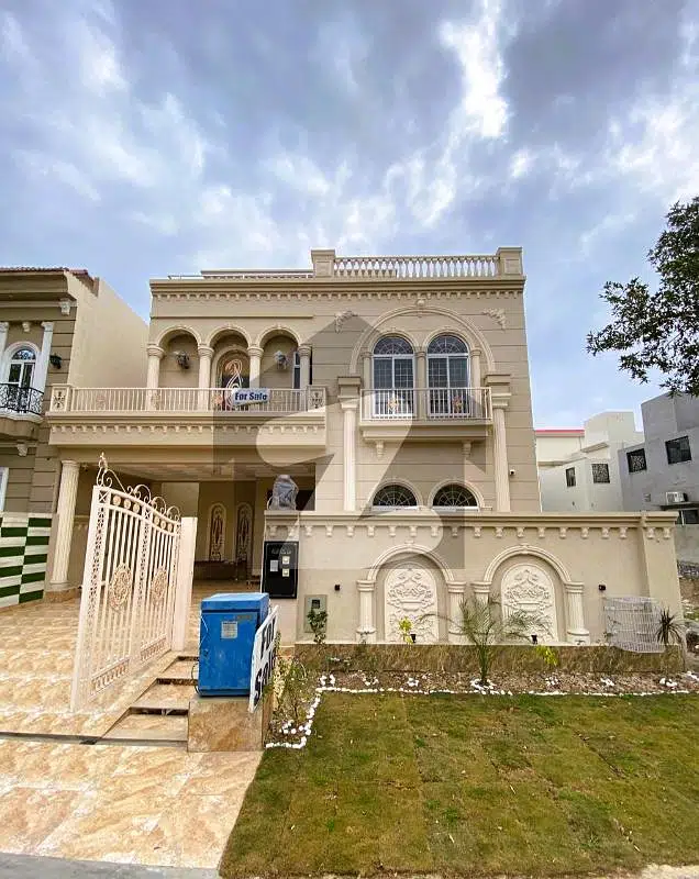 10 MARLA BRAN NEW HOUSE AVAILABLE FOR SALE IN DHA RAHBER 11 PHASE 1 BLOCK D