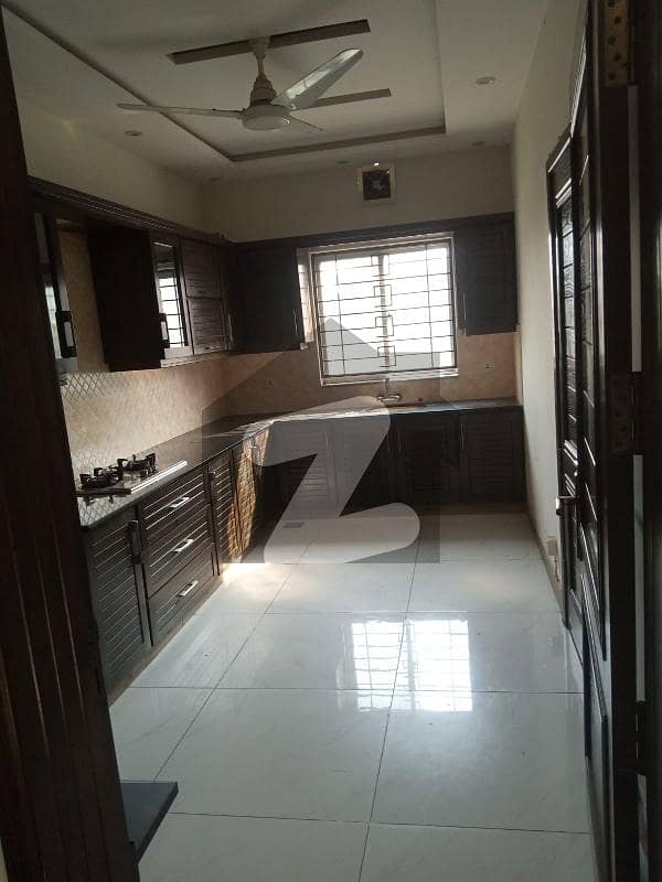 1 Kanal Upper Portion For Rent In DHA Phase 5 Block L Near LGS School