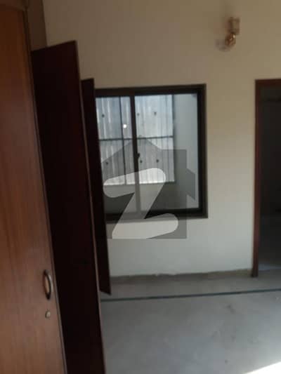 ویسٹ وُوڈ ہاؤسنگ سوسائٹی لاہور میں 5 کمروں کا 1 کنال مکان 5.0 کروڑ میں برائے فروخت۔