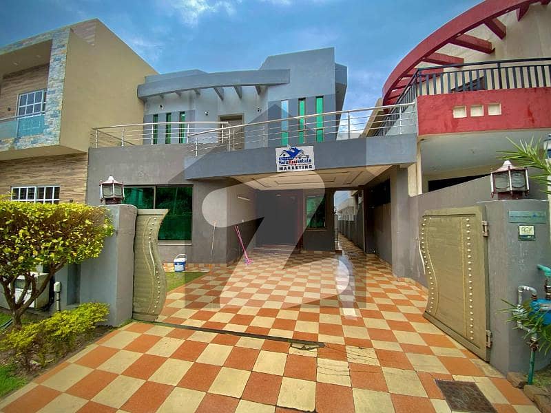 10 Marla Used Beautiful House Bahria Town Phase 2