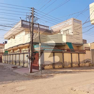گلشن غنی کالونی چیچہ وطنی روڈ,بورے والہ میں 6 کمروں کا 13 مرلہ مکان 3.5 کروڑ میں برائے فروخت۔