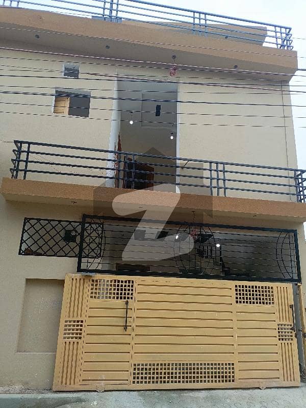 بنی گالہ اسلام آباد میں 5 کمروں کا 5 مرلہ مکان 1.85 کروڑ میں برائے فروخت۔