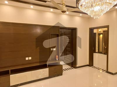 پبلک ہیلتھ سوسائٹی بحریہ ٹاؤن سیکٹر B,بحریہ ٹاؤن,لاہور میں 3 کمروں کا 10 مرلہ بالائی پورشن 47.0 ہزار میں کرایہ پر دستیاب ہے۔