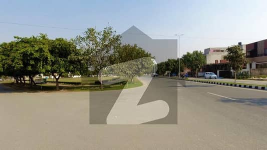 Corner And Park Facing 1 Kanal Residential Plot For Sale In Lake City - Sector M-4 Golf Estate 2 Lahore