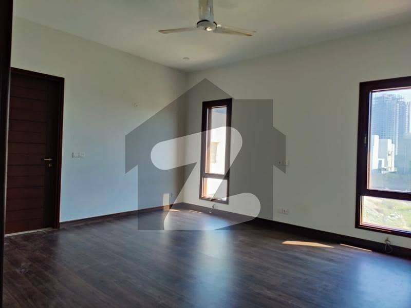 600 Square Yards House In Central Shahra-e-Faisal For rent