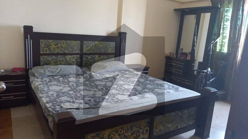Gulzare Hijri 3 Bedroom With DD Flat Availabel On Sale