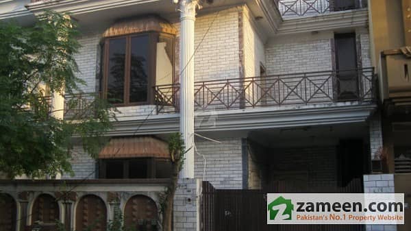 G-11/3 - 30×60 Double Storey House For Sale