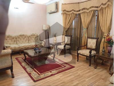 300 Sq. Yards One Unit House Is Available For Sale in Block 11 Gulshan e Iqbal