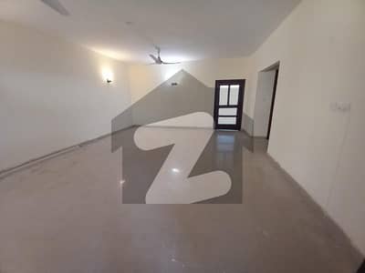 Renovated 3 Bedroom Apartment Available In G-11 For Rent