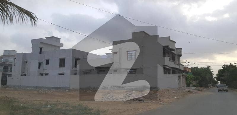 240 Yards Out-Class Location West Open Plot Sale In Saadi Town Tariq Shah