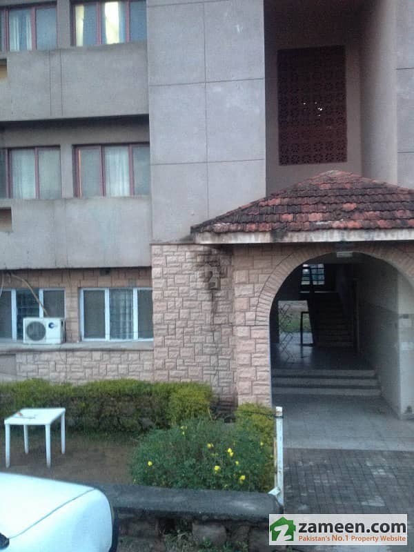 G-11/4 PHA Apartment On 4th Floor For Sale