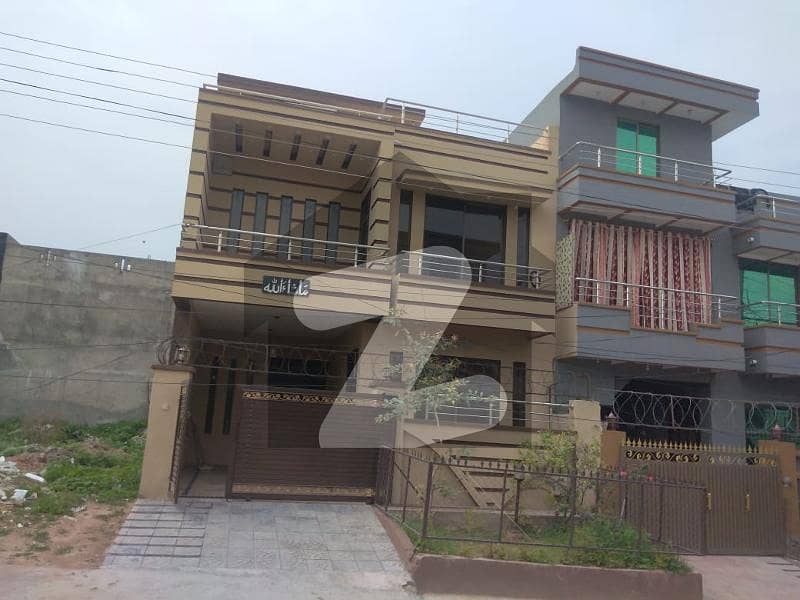 ائیرپورٹ ہاؤسنگ سوسائٹی راولپنڈی میں 4 کمروں کا 5 مرلہ مکان 1.55 کروڑ میں برائے فروخت۔