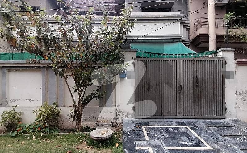 مرغزار آفیسرز کالونی لاہور میں 6 کمروں کا 10 مرلہ مکان 2.58 کروڑ میں برائے فروخت۔