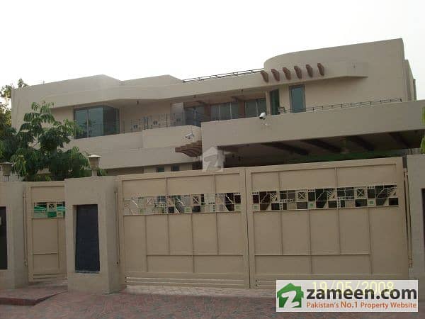 2 Kanal Bungalow for Sale 2 Kanal Bungalow for Sale