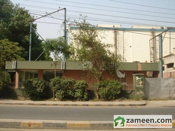 245 Marla Plot on Main Boulevard for Sale 245 Marla Plot on Main Boulevard for Sale