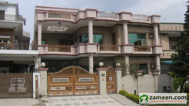 Double Storey House F-11/1, Islamabad