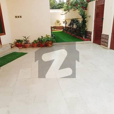 Modern Design 300 Yards Independent House Available For Sale In Dha Phase 4 Karachi