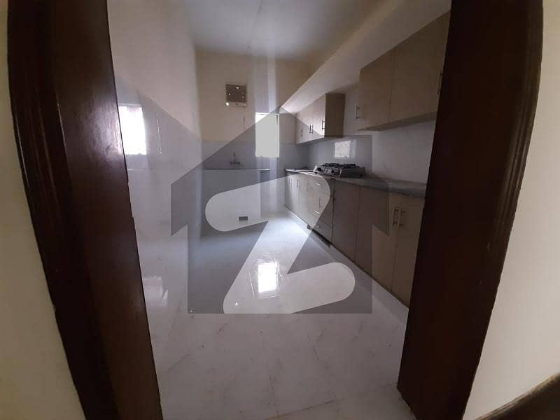 SEPARATE Entrance 1 KANAL UPPER PORTION AVAILABLE FOR RENT IN DHA PHASE 1
