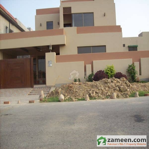 500 Square Yards Bungalow for Sale 500 Square Yards Bungalow for Sale