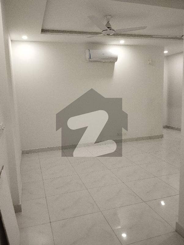 زمین اوپل لینڈ بریز ہاؤسنگ سوسائٹی,لاہور میں 3 کمروں کا 5 مرلہ فلیٹ 2.5 کروڑ میں برائے فروخت۔