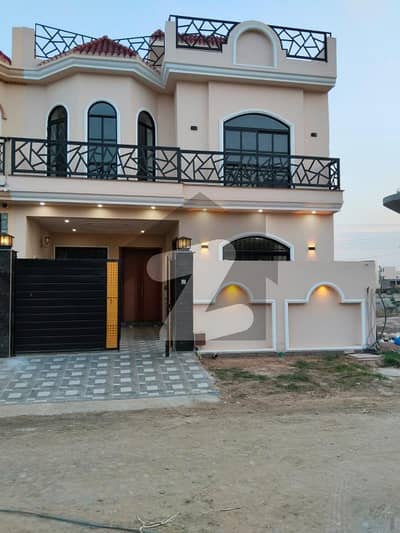 5 Marla Luxrious House Available For Rent In Buch Villas Hamid Block