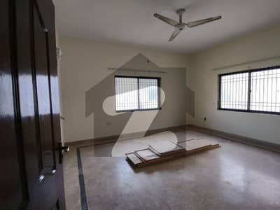 500 YARD UPPER PORTION FOR RENT IN DHA PHASE 7. MOST ELITE CLASS LOCATION IN DHA KARACHI. BEST FOR FAMILIES