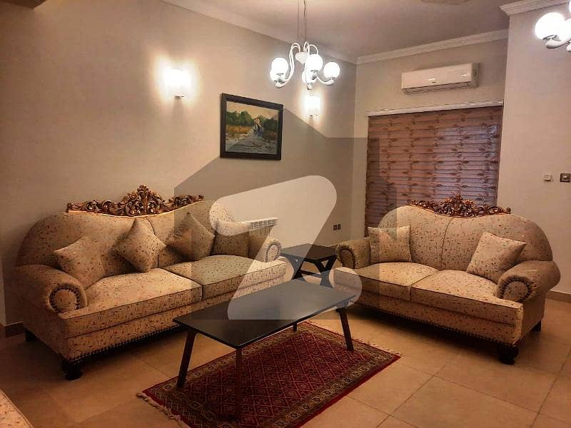 Luxury 2 Bed Furnished Corner Apartment For Rent