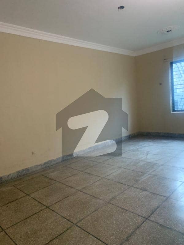 4 Marlah Commercial Hal For Rent