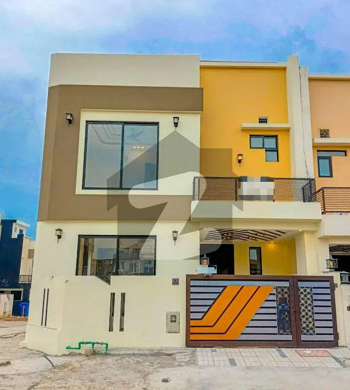 Fair-Priced 5 Marla House Available In Bahria Town Phase 8