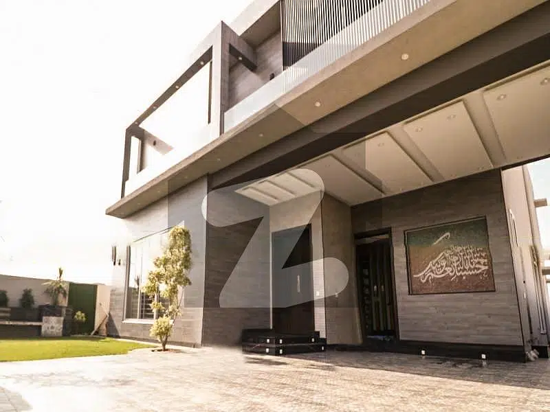 10 MARLA LUXURIOUS HOUSE FOR SALE IN DHA PHASE 6