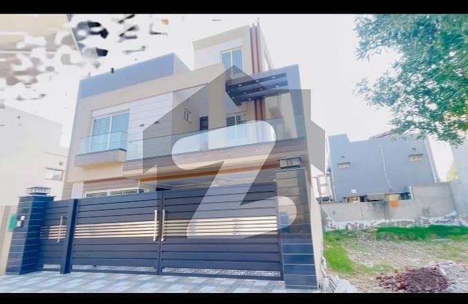 New Brand Low price 10 marla house available for sale in bahria orchard Phase 1