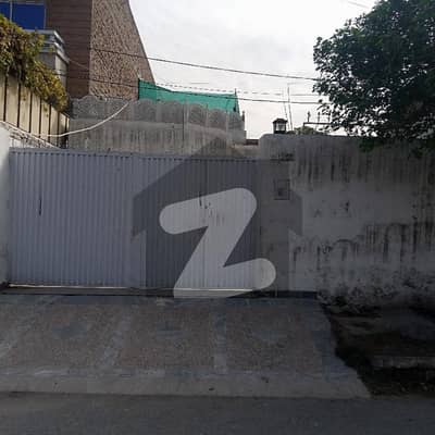 حیات آباد فیز 4 - این3 حیات آباد فیز 4,حیات آباد,پشاور میں 2 کمروں کا 1 کنال مکان 7.3 کروڑ میں برائے فروخت۔