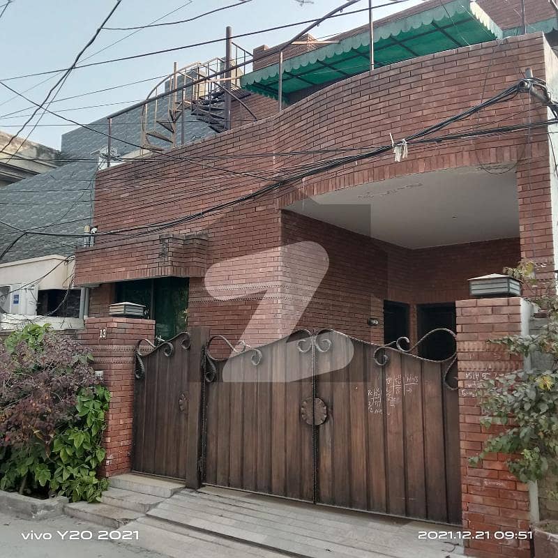 والٹن روڈ لاہور میں 3 کمروں کا 5 مرلہ مکان 2.2 کروڑ میں برائے فروخت۔