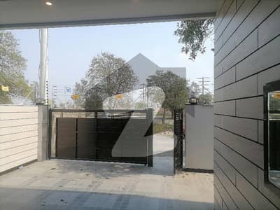 House Of 10 Marla Is Available For Sale In Wapda City - Block M, Faisalabad