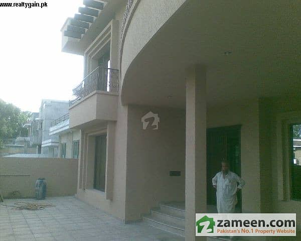 Beautiful House for Rent in F-6 Beautiful House for Rent in F-6