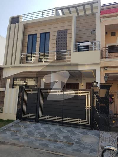 5 Marla Brand New Beautiful House For Sale Near Main Gate In Park View City Topaz Extension Block