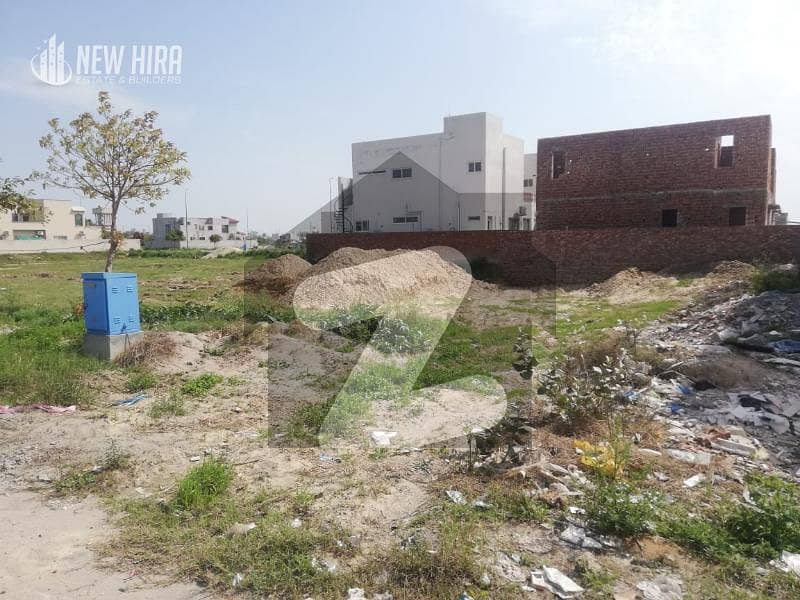 8 Marla Best Investment Plot For Sale In Dha 9 Town Top Location